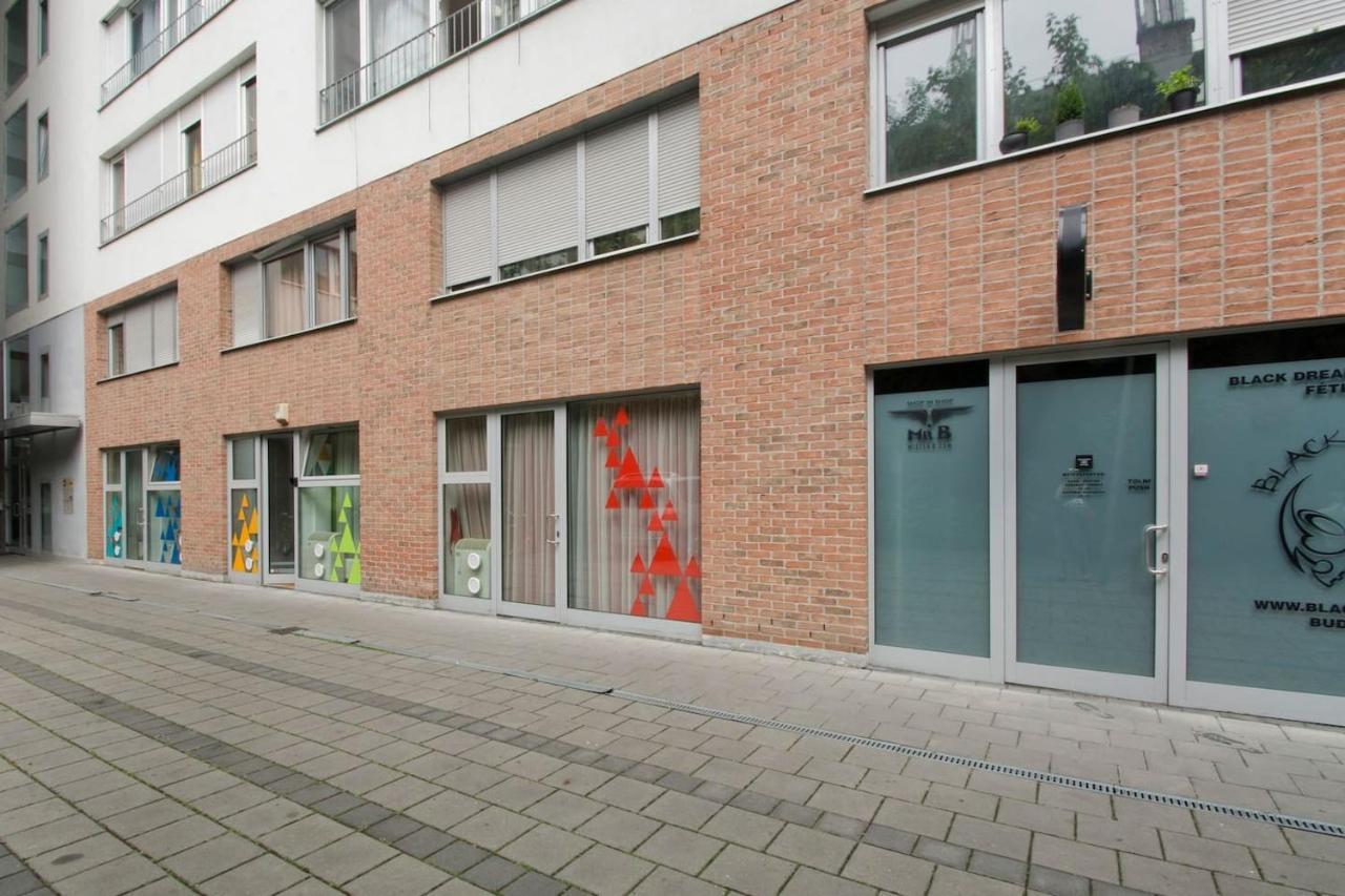 Modern Four Bedroom Apartment In Palace District Budapeszt Zewnętrze zdjęcie
